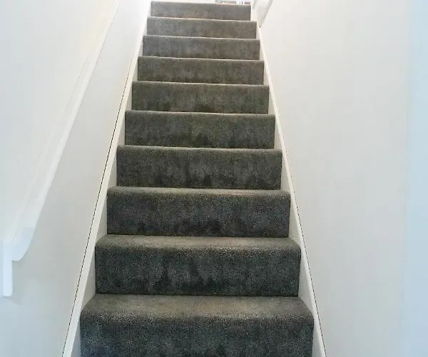 Apartamento Stunning Two-bedroom At A3ree, Free Parking, Near Cribbs Causeway Mall *