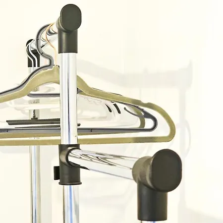 Stunning Two-bedroom At A3ree, Free Parking, Near Cribbs Causeway Mall *