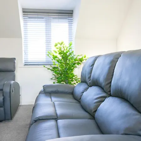 Διαμέρισμα Stunning Two-bedroom At A3ree, Free Parking, Near Cribbs Causeway Mall *