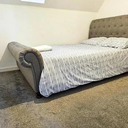 公寓 Stunning Two-bedroom At A3ree, Free Parking, Near Cribbs Causeway Mall *
