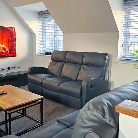 Stunning Two-bedroom At A3ree, Free Parking, Near Cribbs Causeway Mall 브리스틀