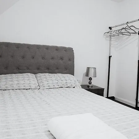 Stunning Two-bedroom At A3ree, Free Parking, Near Cribbs Causeway Mall * 브리스틀