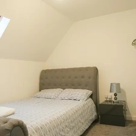 Appartement 148 Mansell Road