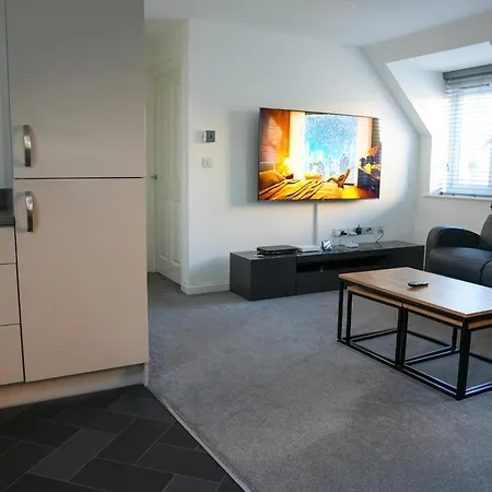 148 Mansell Road 아파트