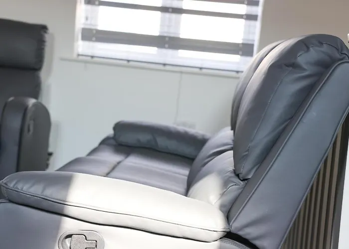 Stunning Two-bedroom At A3ree, Free Parking, Near Cribbs Causeway Mall * Bristol