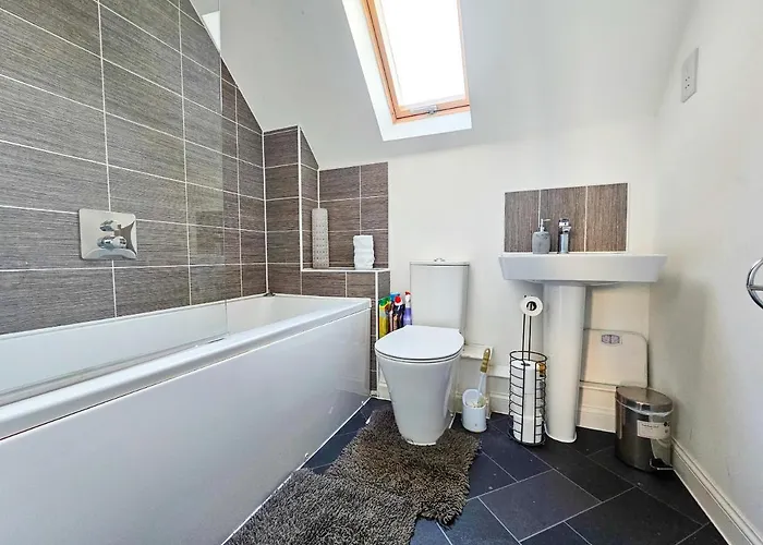 Stunning Two-bedroom At A3ree, Free Parking, Near Cribbs Causeway Mall * Μπρίστολ