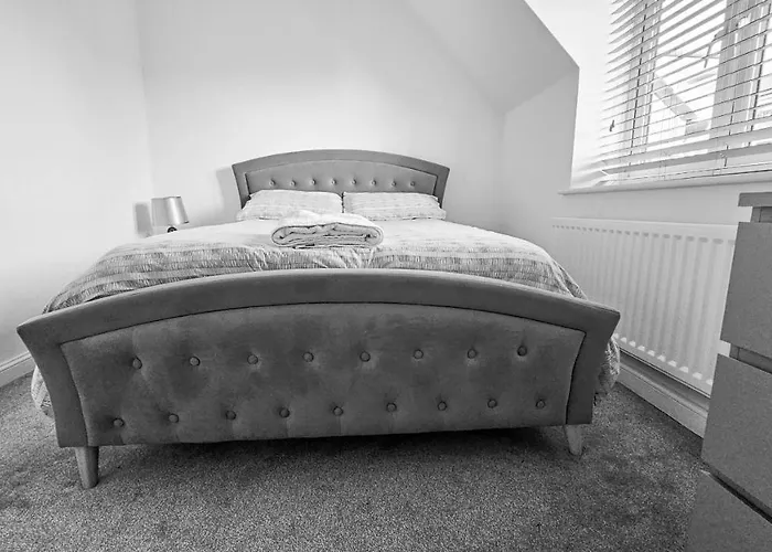 Apartamento Stunning Two-bedroom At A3ree, Free Parking, Near Cribbs Causeway Mall *