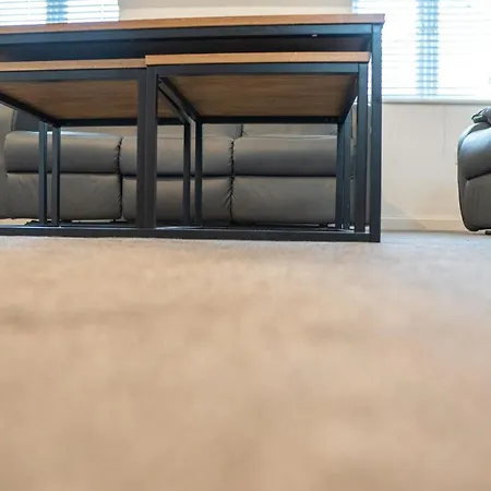 Stunning Two-bedroom At A3ree, Free Parking, Near Cribbs Causeway Mall Bristol