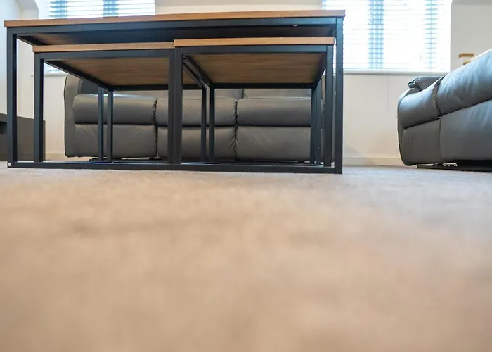 Stunning Two-bedroom At A3ree, Free Parking, Near Cribbs Causeway Mall Bristol